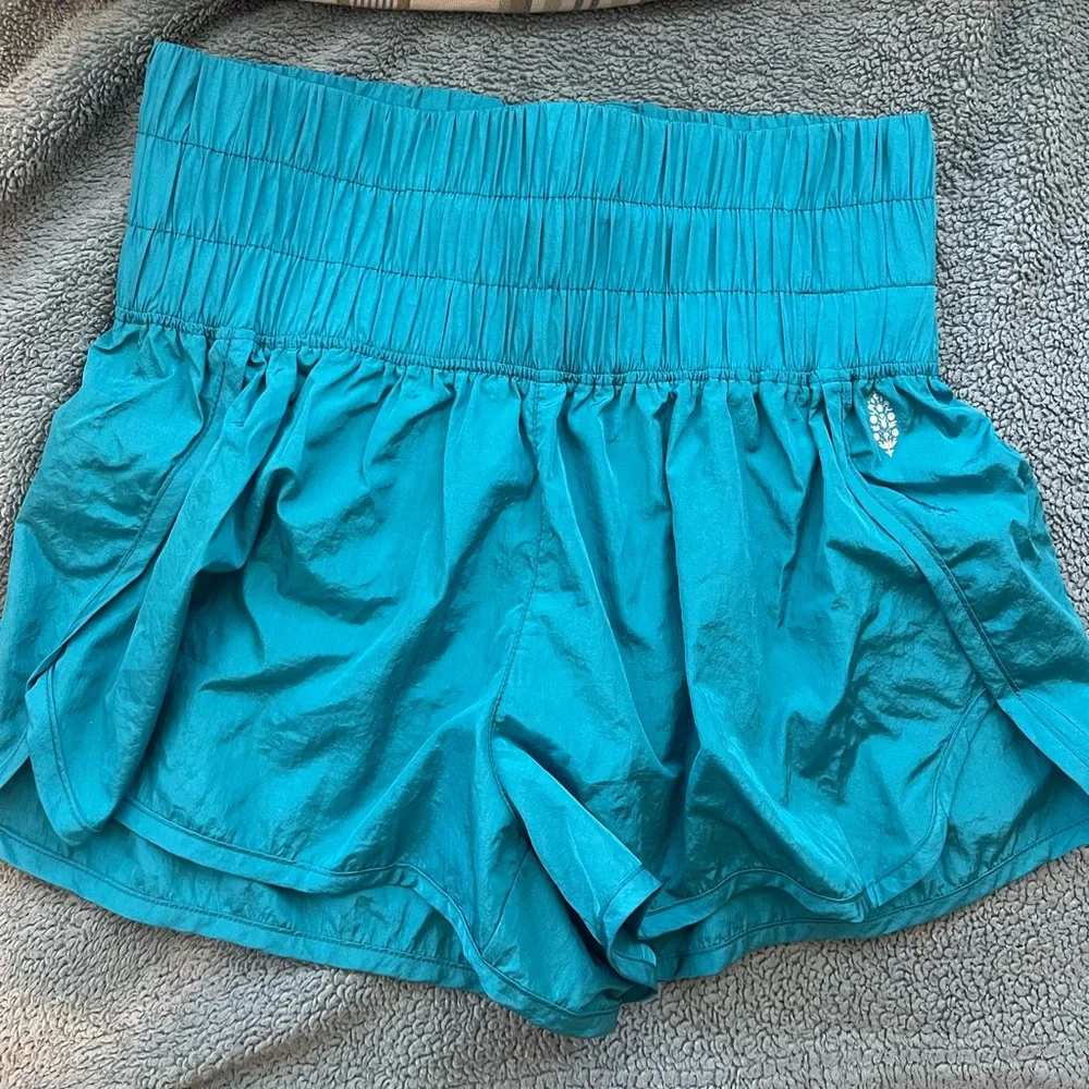 never worn - Picture 1 of 3